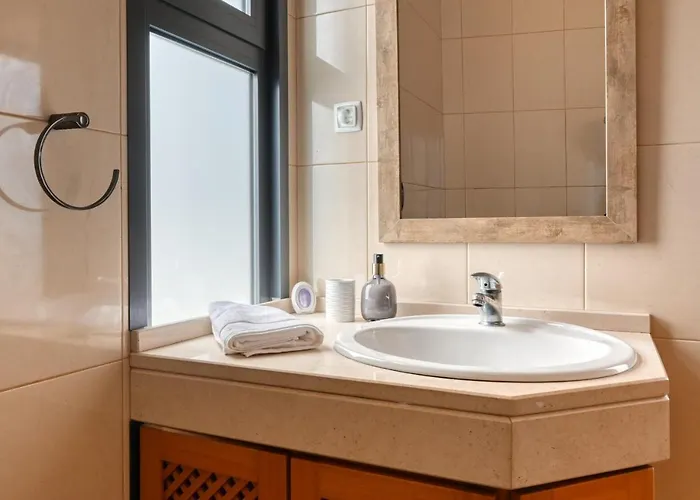 58, A In Madeira * 圣克鲁斯