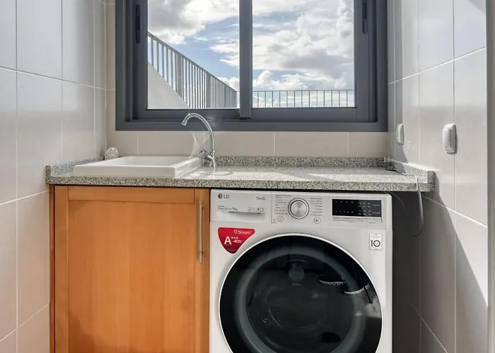 58, A In Madeira * Santa Cruz (Madeira)